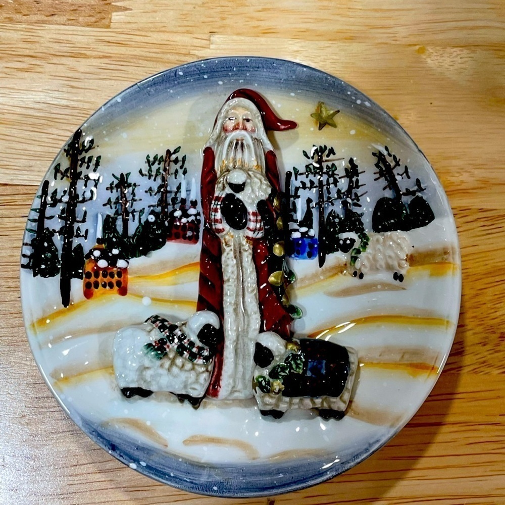 Ganz Christmas Santa with Sheep Majolica Style 3-D Hanging Plate